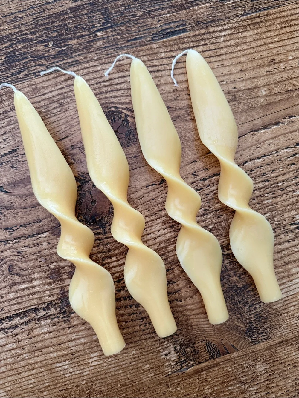 4 | Unscented Ribbon Twisted Candles